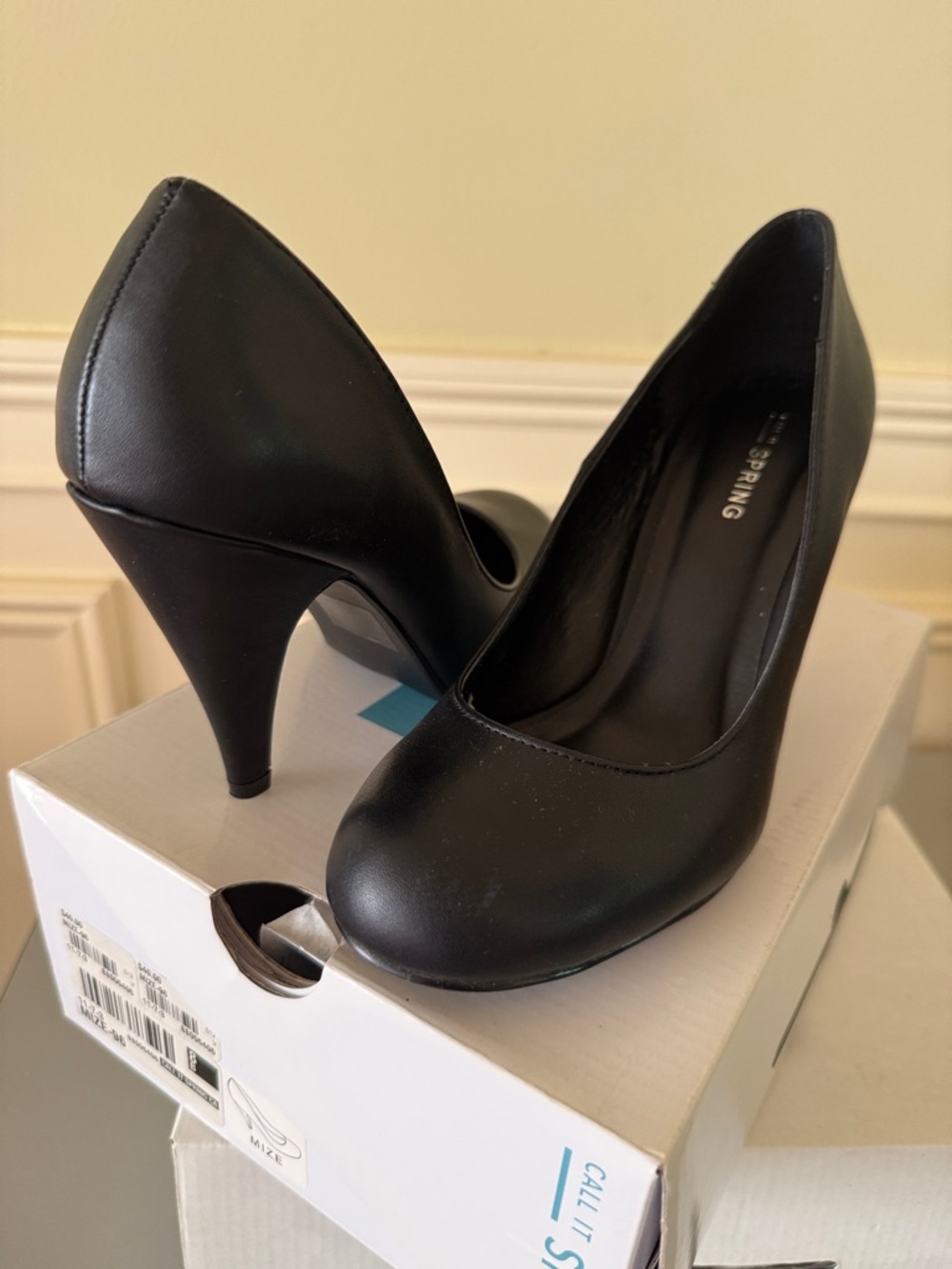 Call It Spring Black Pumps Heels shoes size 8